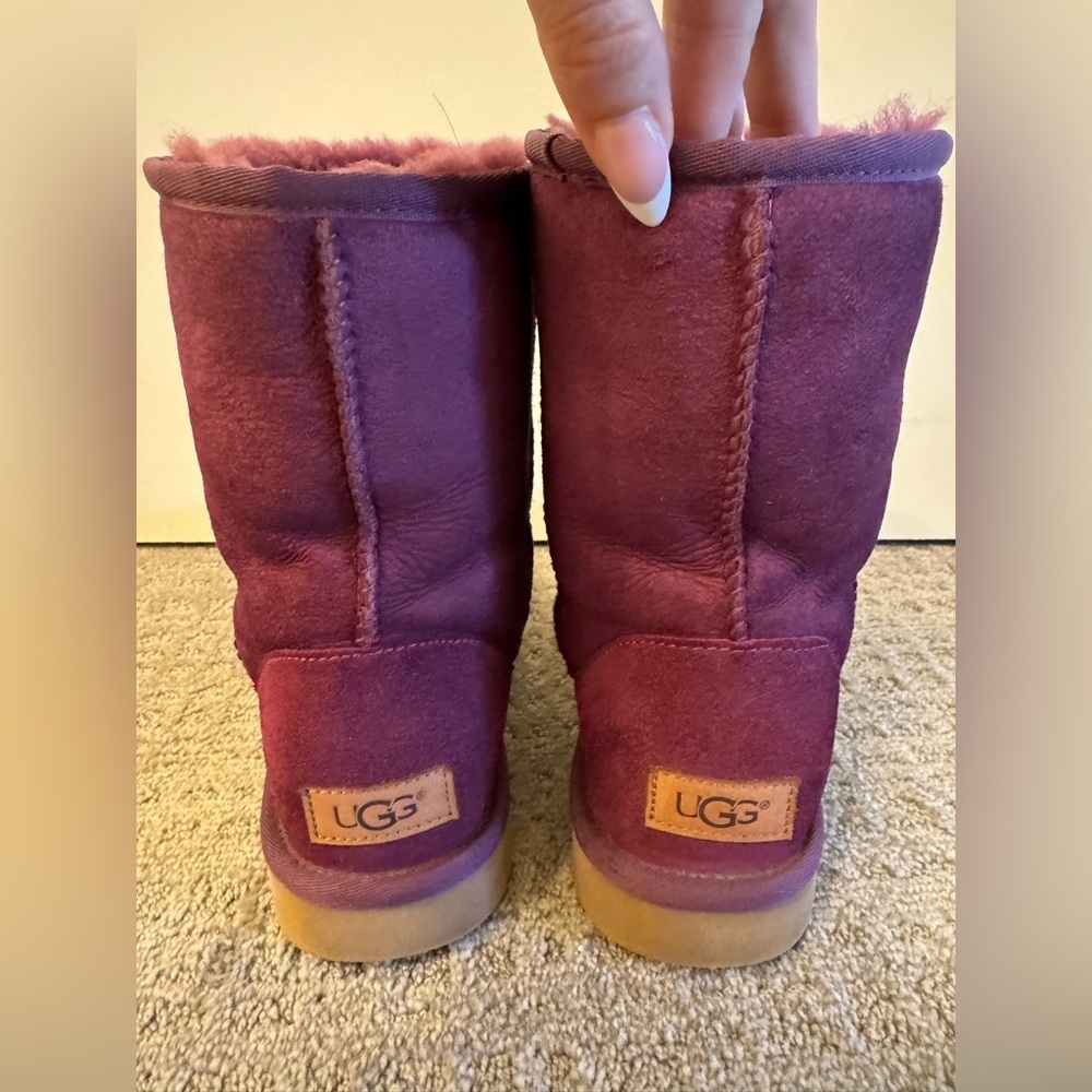 UGG Plum Classic Short II Shearling Boots - Sz 7 - Picture 6 of 9